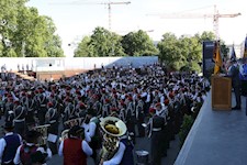 Großkonzert am Rathausplatz 1